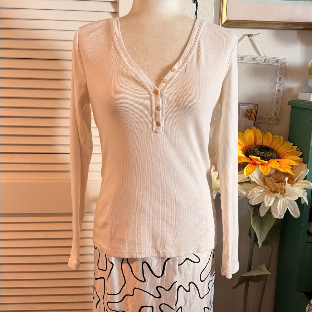 Banana Republic Women's Ivory Long Sleeve Henley Top